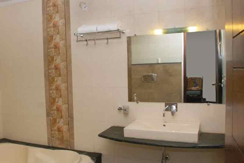 Nahargarh Haveli Bathroom