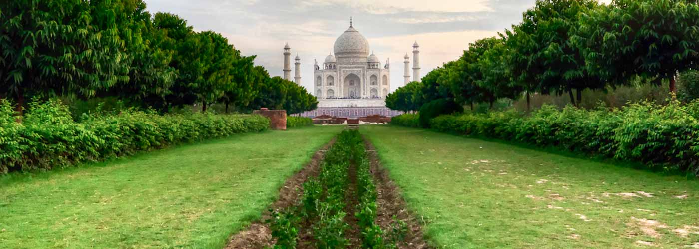 Garden of Taj Mahal