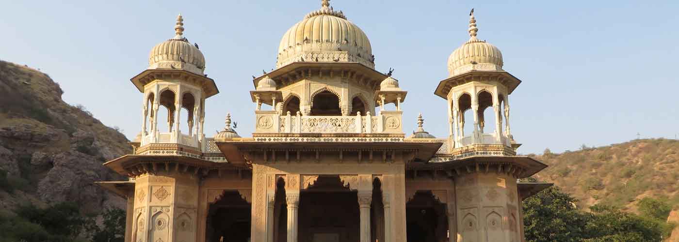 Gaitore, Jaipur Timings, Entry Fees, Location, Facts, History, Architecture & Visiting Time