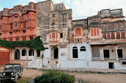 Complete Rajasthan 16 Days Tours Package