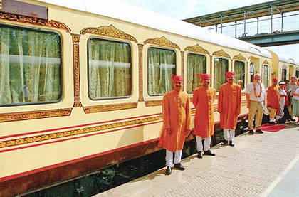 Maharajas' Express luxe train Inde