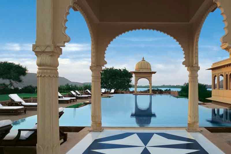 Hotel Oberoi Udaivilas Udaipur swimming pool