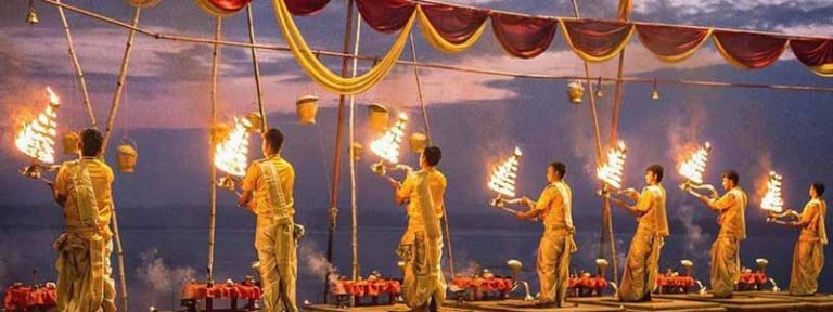 Ganga Aarti Varanasi: A Visual Treat At The Banks Of River Ganga