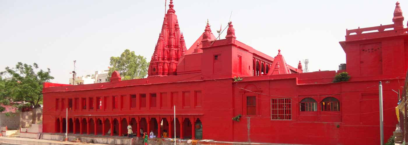 Durga Temple Varanasi Timings, Entry Fees, Location, Facts, History, Architecture & Visiting Time