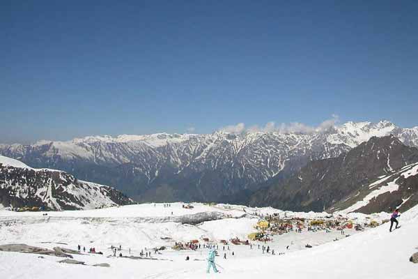 4 Days Manali Family Package