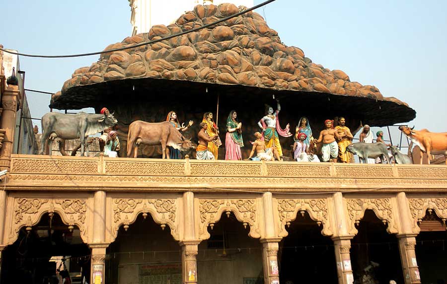 Private Mathura Vrindavan with Taj Mahal Agra Tour from Delhi