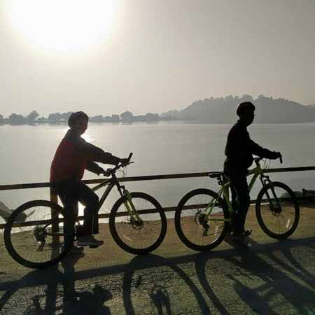 Morning Bicycle Tour in Udaipur