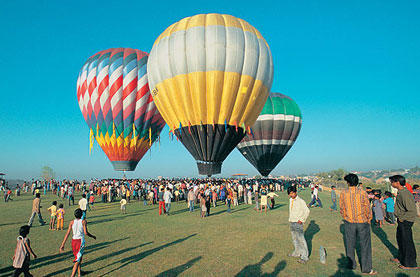 Hot air ballooning pushkar