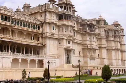 Udaipur Lake City Tour Package