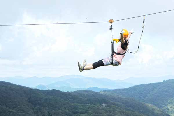 Ziplining, Manali